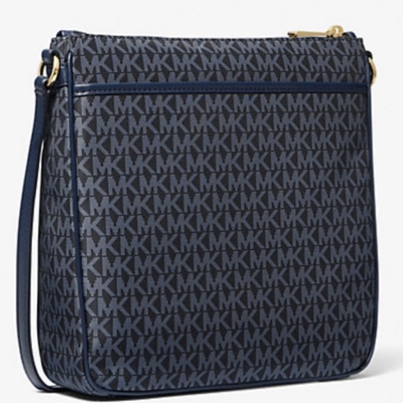 MICHAEL Kors Logo Jet Set Charm Large North South Crossbody, purse, bag - Picture 3 of 13